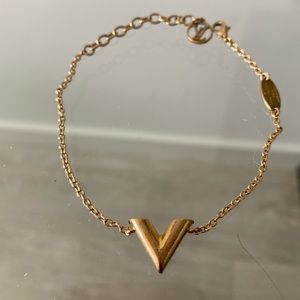 Louis Vuitton Essential V Bracelet AUTHENTIC